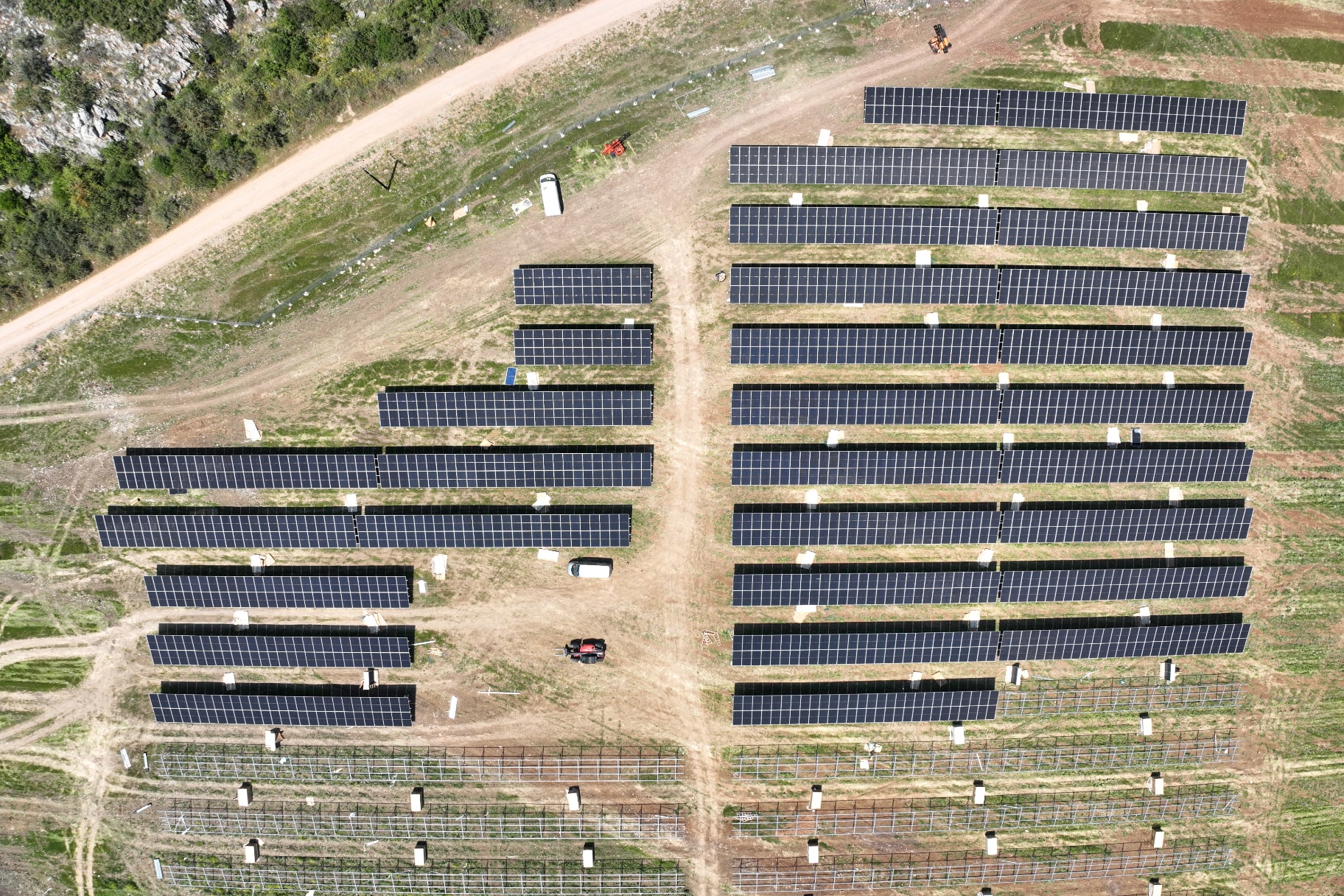Topo-Drone Solar Farm Setting Out-min